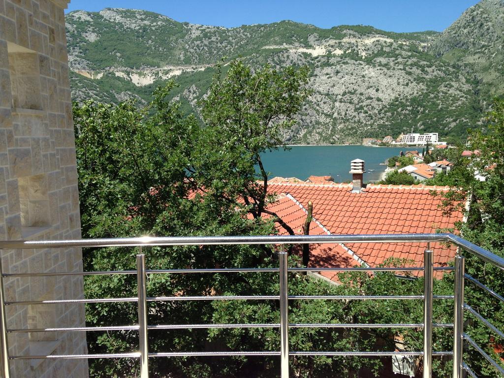 Apartments Risan Szoba fotó